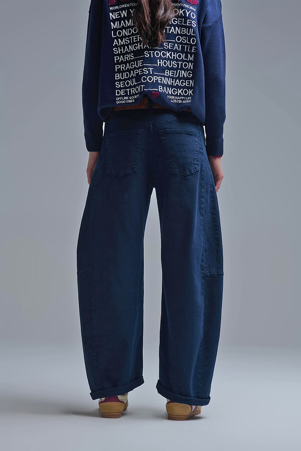 Trendy Navy Barrel Balloon Jeans with Pockets