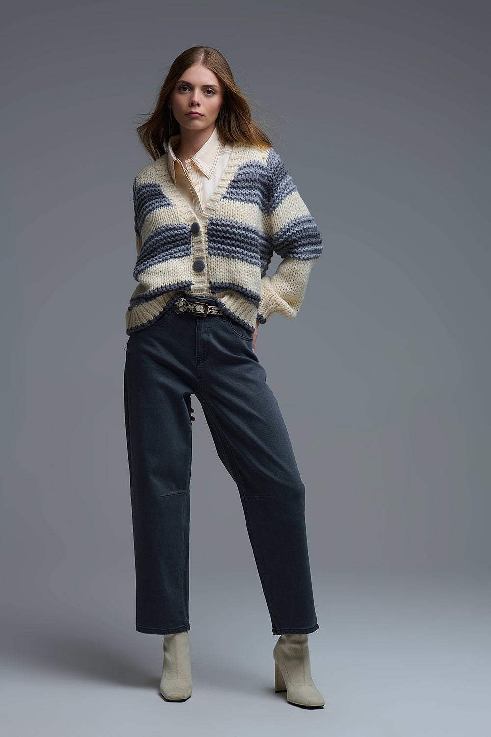 V-neck Chunky Knit Cardigan in striped of Grey and Cream