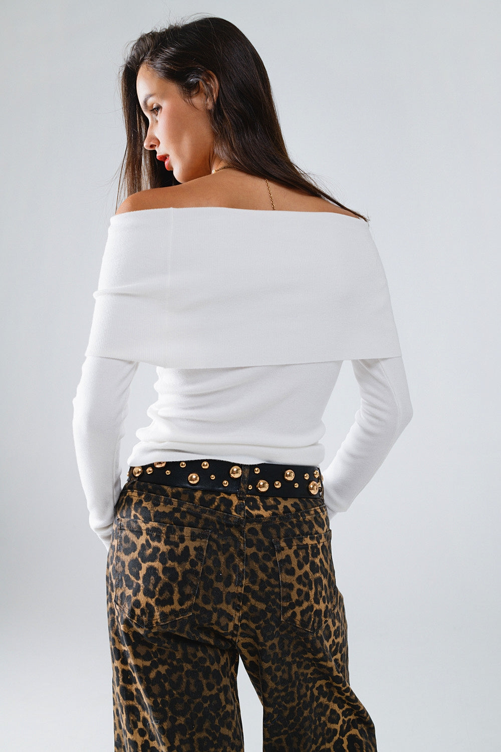 White fine knit sweater with wide boat neck