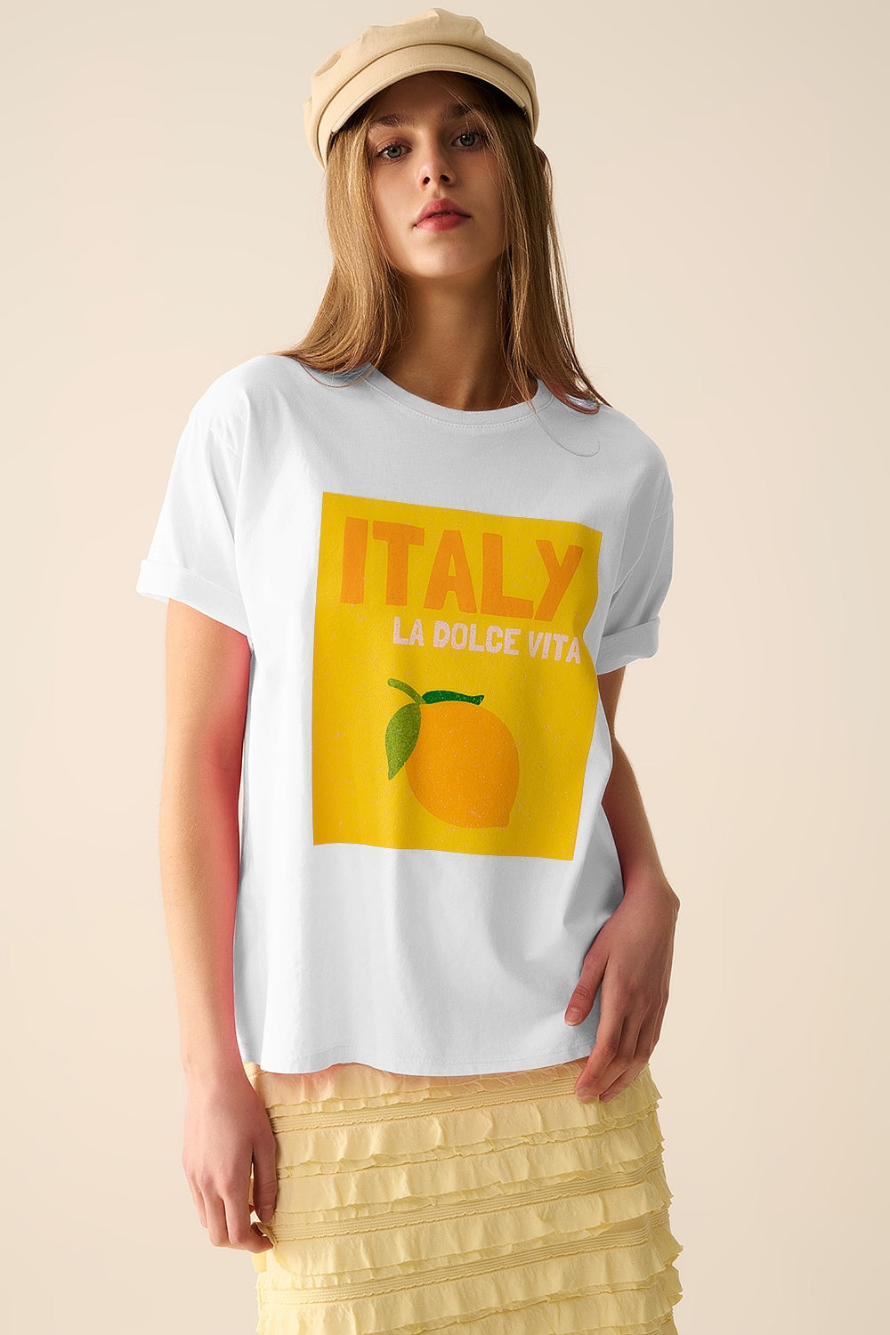 Q2 White Italy Dolce Vita T-shirt With Lemon Graphic Print