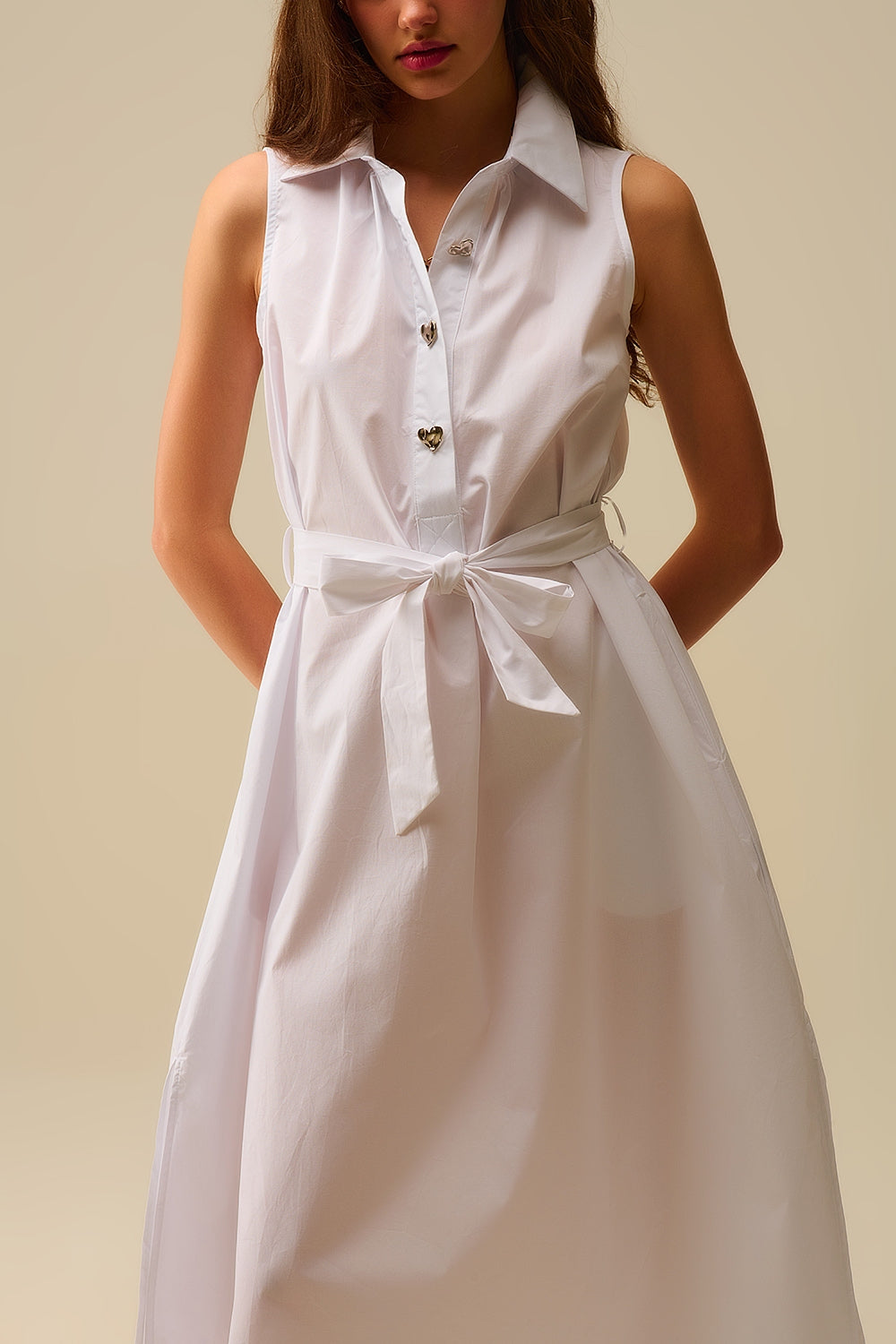 White poplin midi dress with silver heart-shaped buttons
