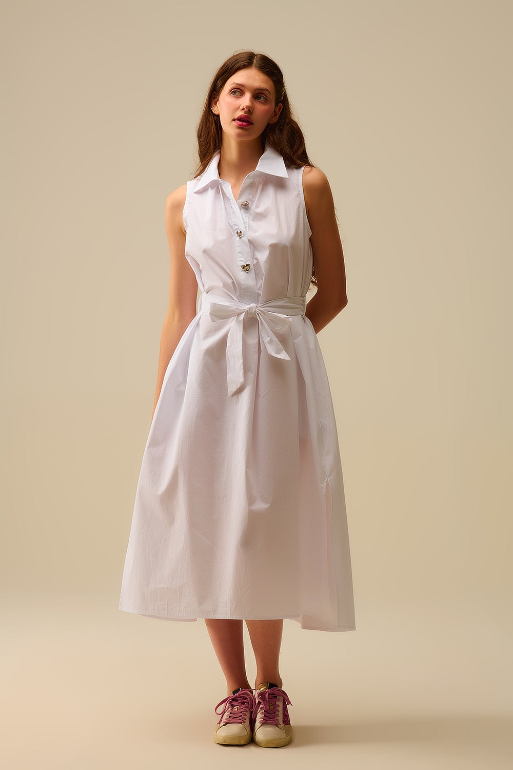 White poplin midi dress with silver heart-shaped buttons