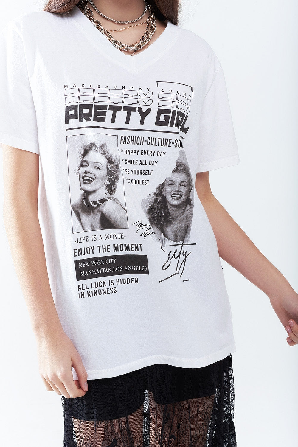 White Relaxed Marilyn Monroe T-shirt With Pop Culture Icons