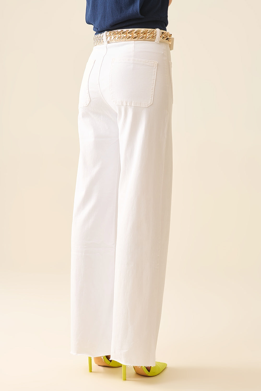 White Straight Leg pants With Front Pockets