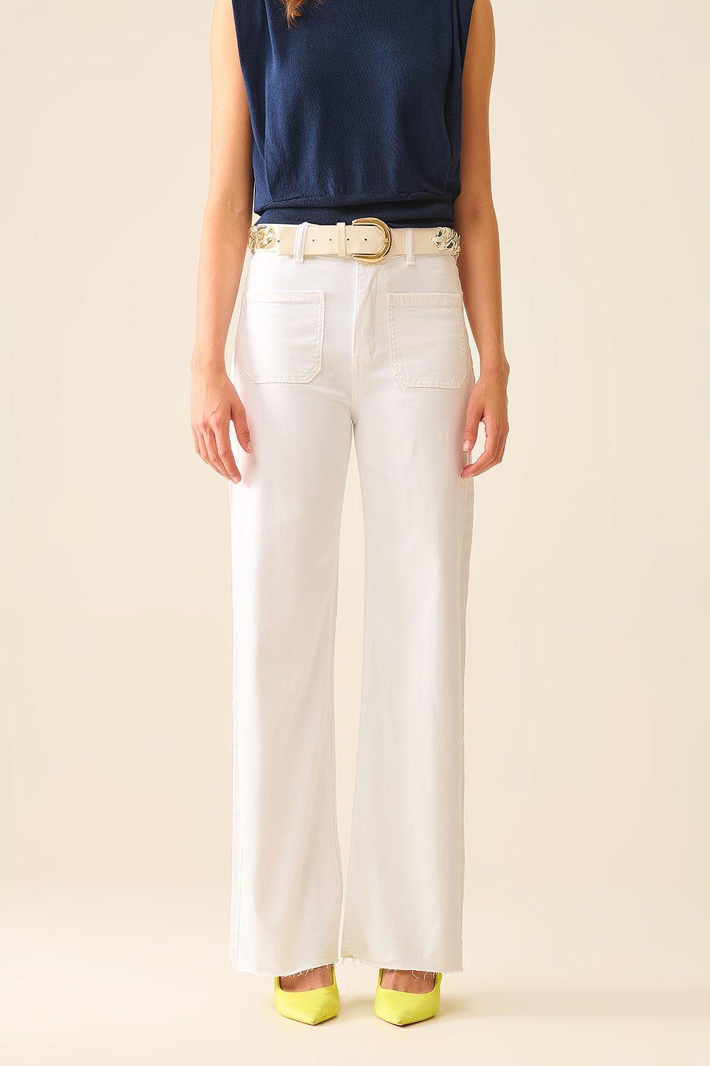 Q2 White Straight Leg pants With Front Pockets