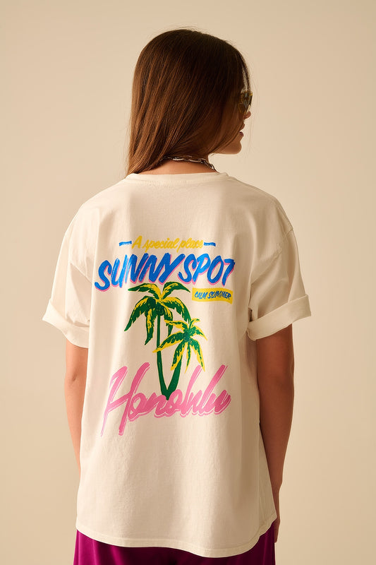 Q2 White t-shirt made in Italy with Honolulu graphic