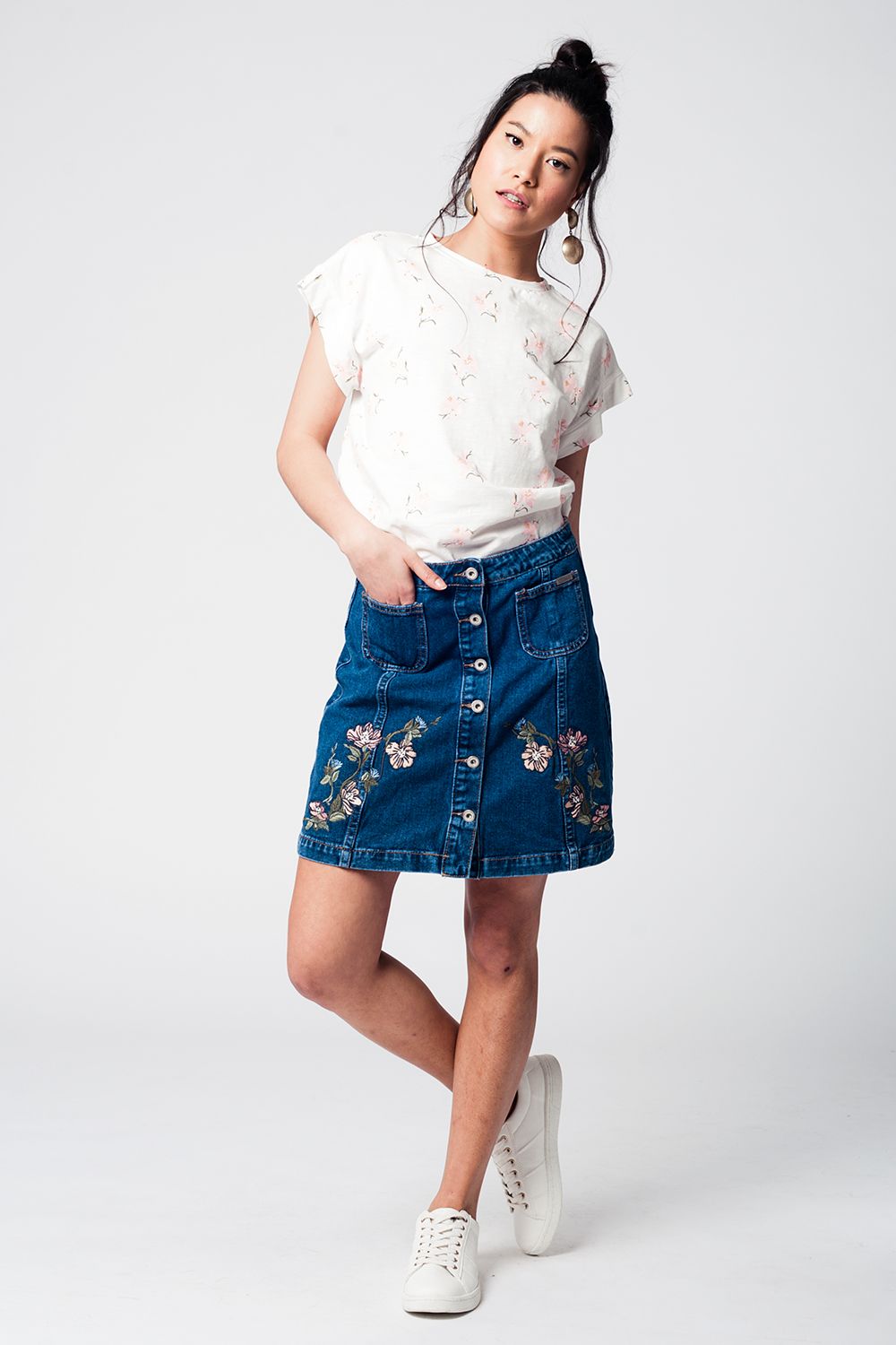 White T-shirt with floral print