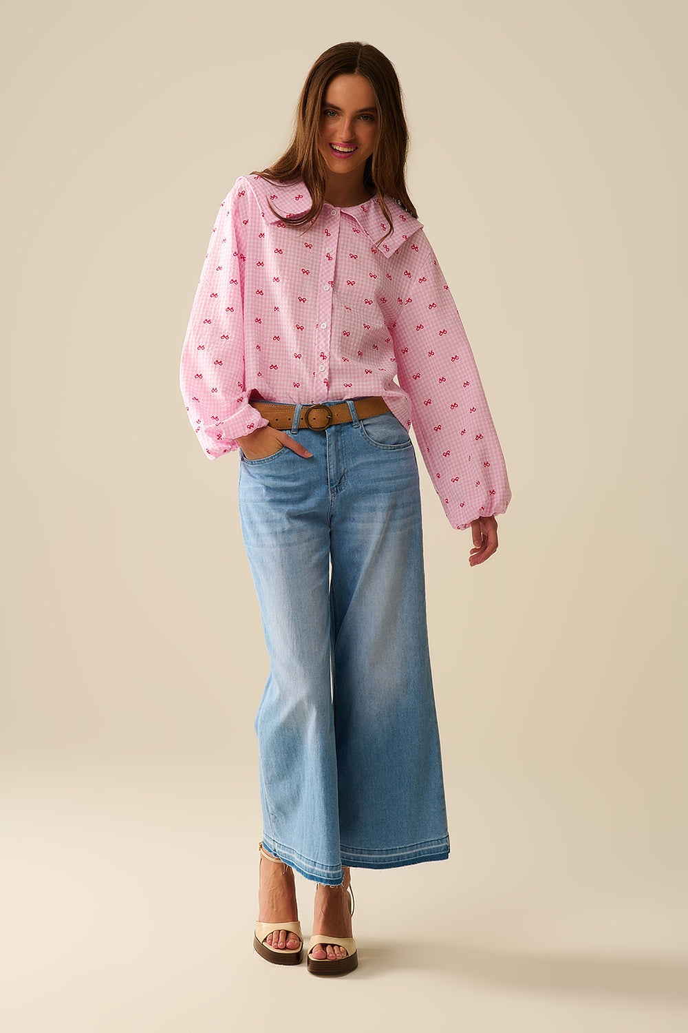 Wide-leg ankle jeans with light wash